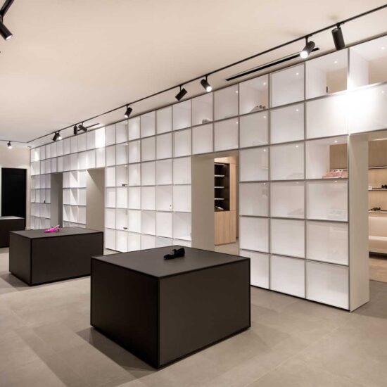 Ragno Showroom D'Asdia 005