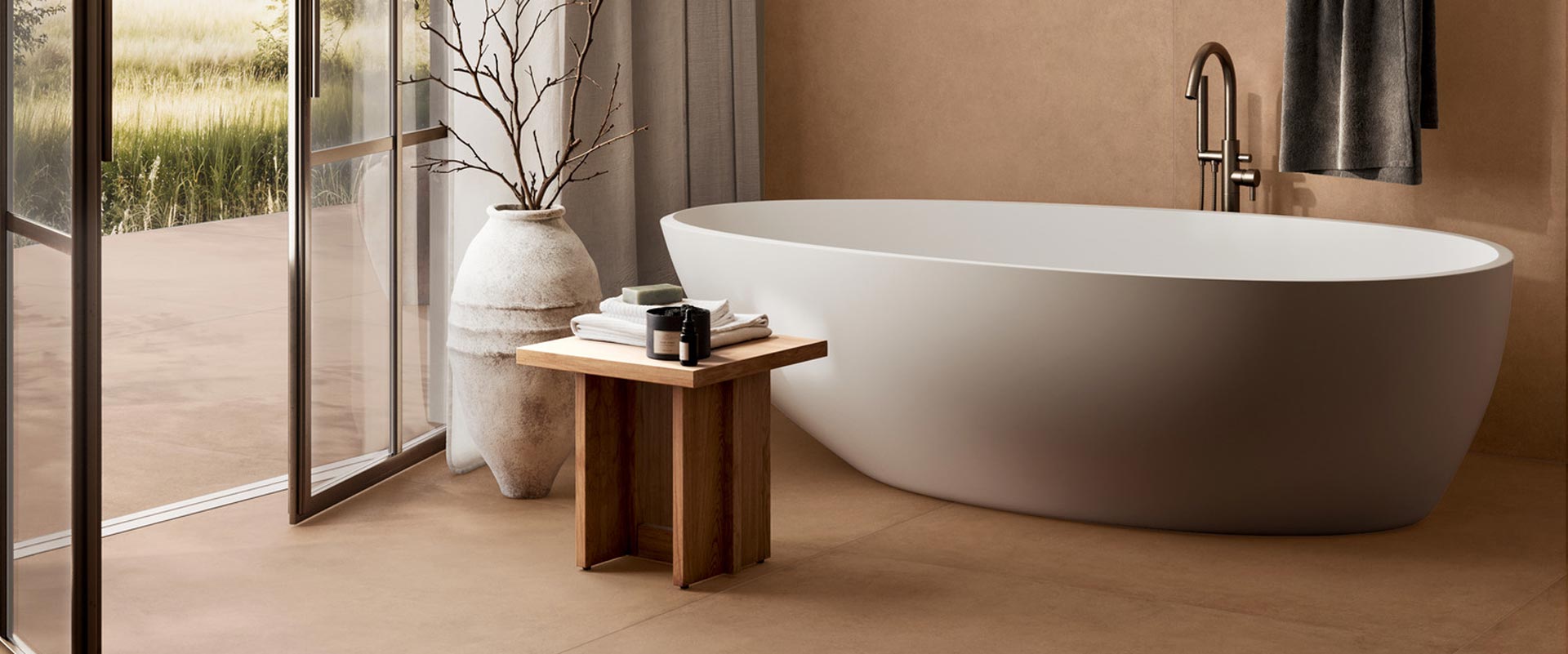 Ragno Solida Slider Home